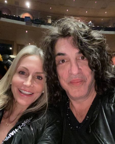 Erin Sutton&nbsp;is the wife of Paul Stanley, a musician, co-founder, frontman, rhythm guitarist, and co-lead vocalist of the rock band&nbsp;Kiss.&nbsp;